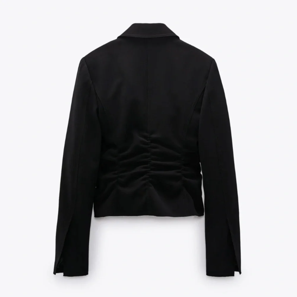 Must Go‼️ Brand New Zara Ruched Fitted Blazer. Read Description 👇 - Picture 6 of 12